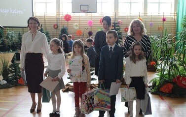 Uroczysty apel z okazji Święta Patrona Szkoły 28