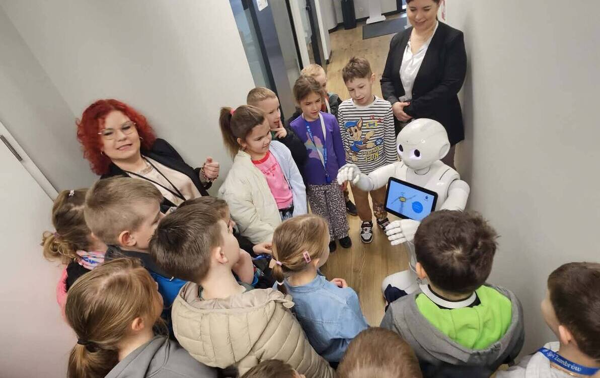 Zdjęcie do Wyjątkowa wizyta klasy I a w banku PKO BP!