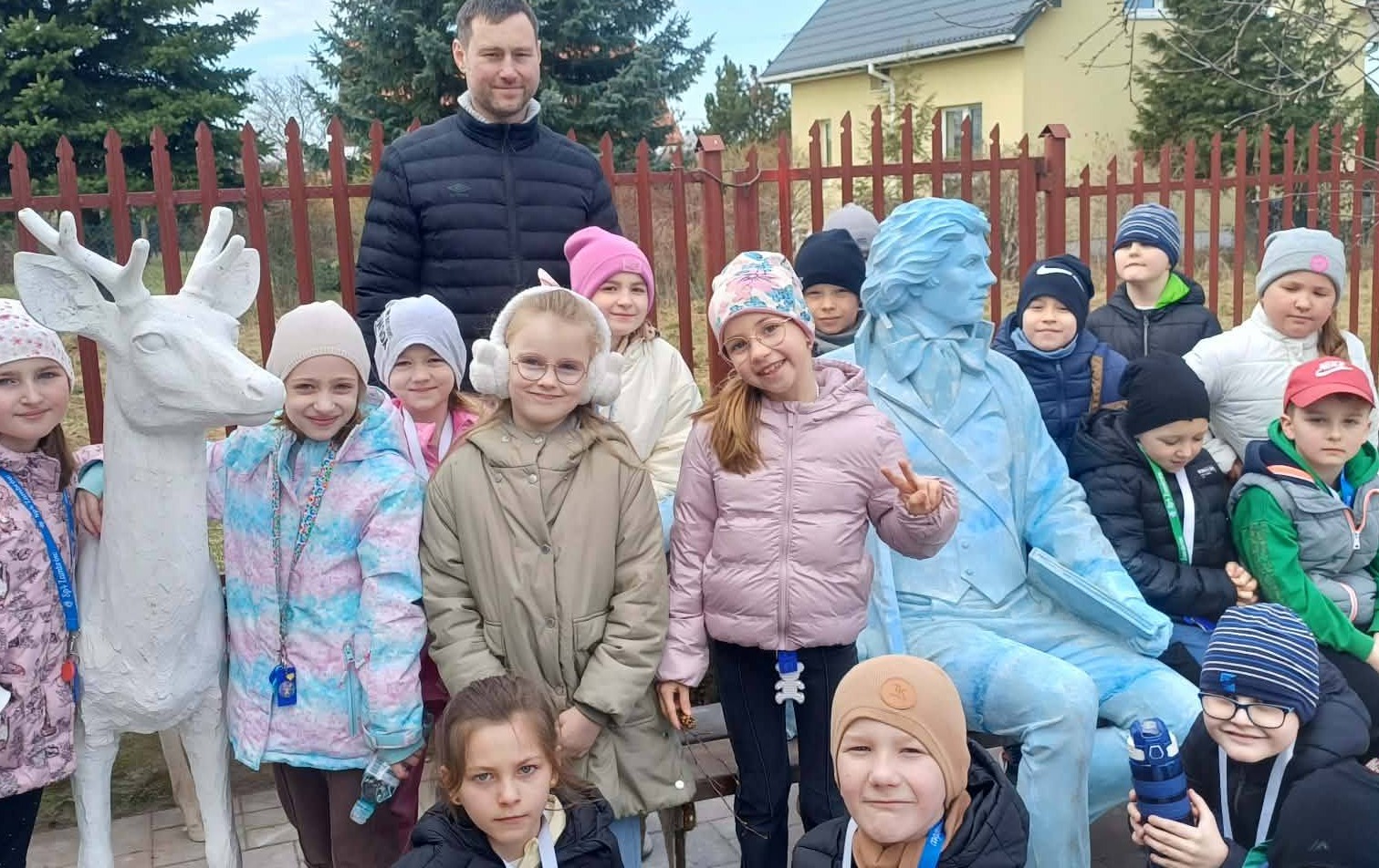 Zdjęcie do Wizyta w pracowni rzeźbiarskiej.